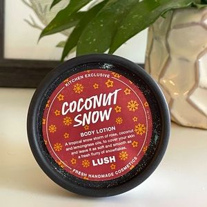 Lush Kitchen Coconut Snow body lotion